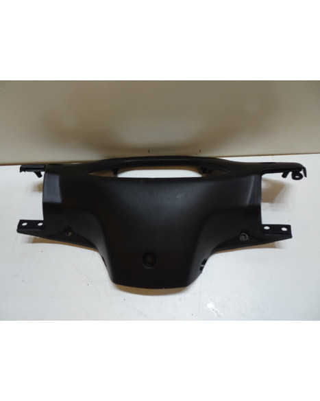 Yamaha Cygnus 125, bakre styrkåpa