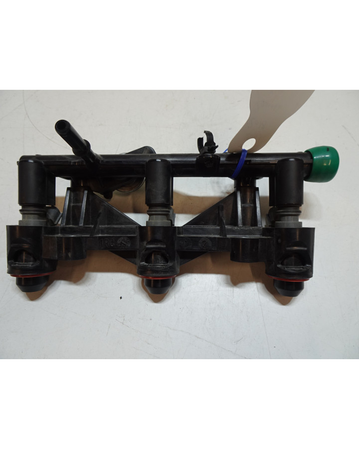 Yamaha MT-09, spridarbrygga