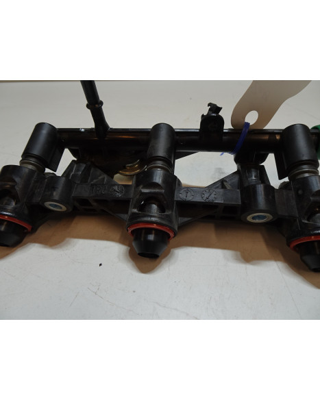 Yamaha MT-09, spridarbrygga