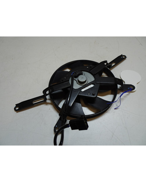 Yamaha XSR900/MT-09, kylarfläkt