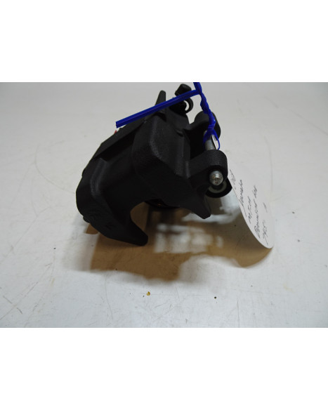 Yamaha MT-09, bromsok bak