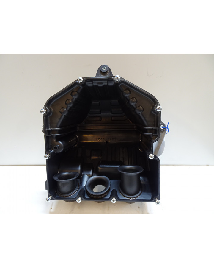 Yamaha XSR900/MT-09, luftburk nedre