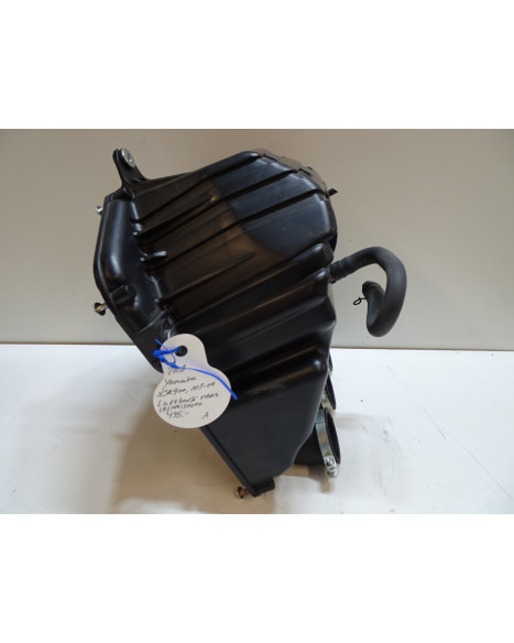 Yamaha XSR900/MT-09, luftburk nedre