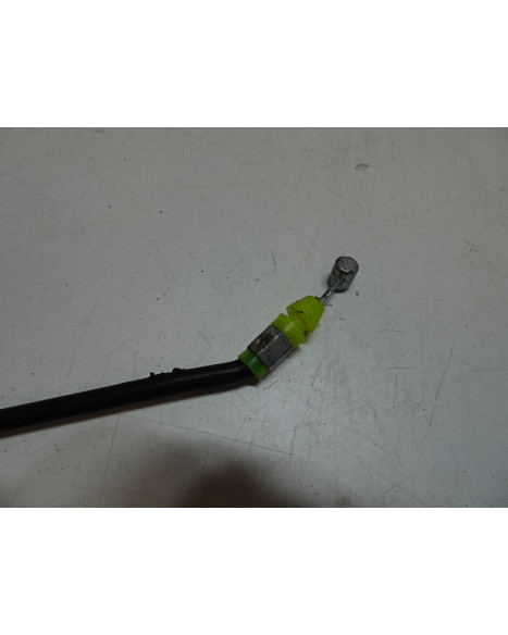 Super Soco TS, sadellås med vajer