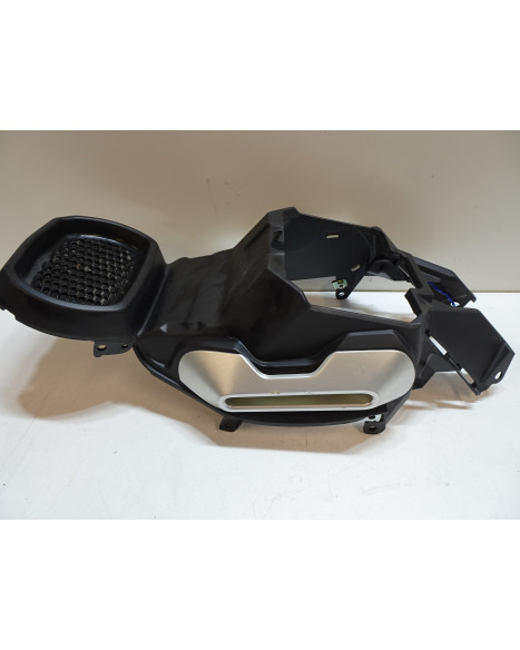 Super Soco TS, nedre mittkåpa