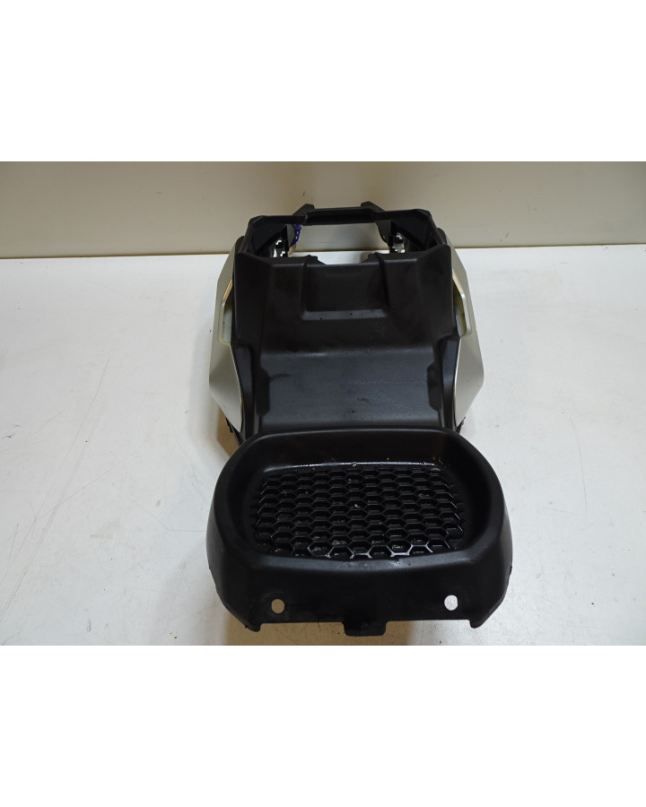 Super Soco TS, nedre mittkåpa