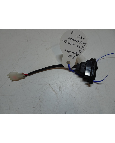 Super Soco TS, laddkontakt