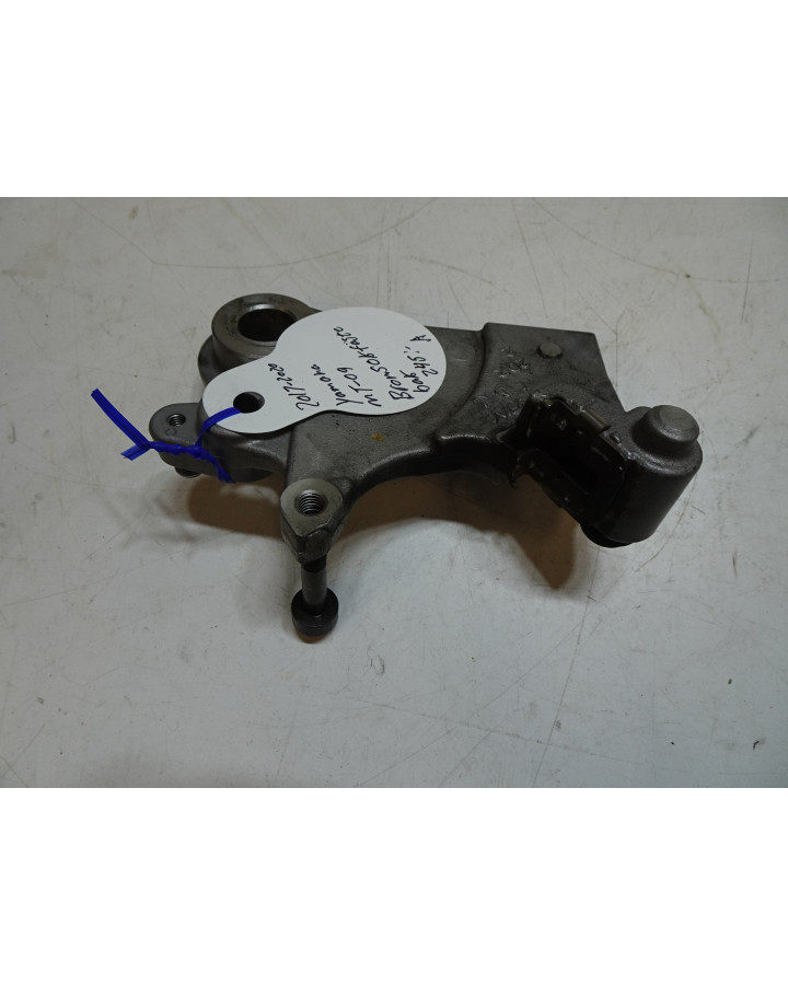 Yamaha MT-09, bromsokshållare bak