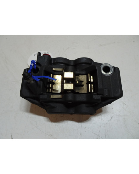 Yamaha MT-09, bromsok höger fram