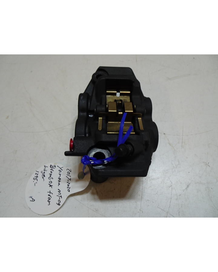 Yamaha MT-09, bromsok höger fram