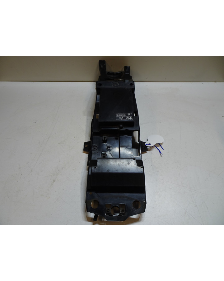 Yamaha MT-09, batterilåda