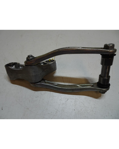 Kawasaki ZZR1400, länkage sving 2