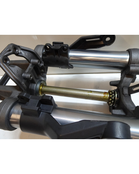 Super Soco TS, framgaffel 2