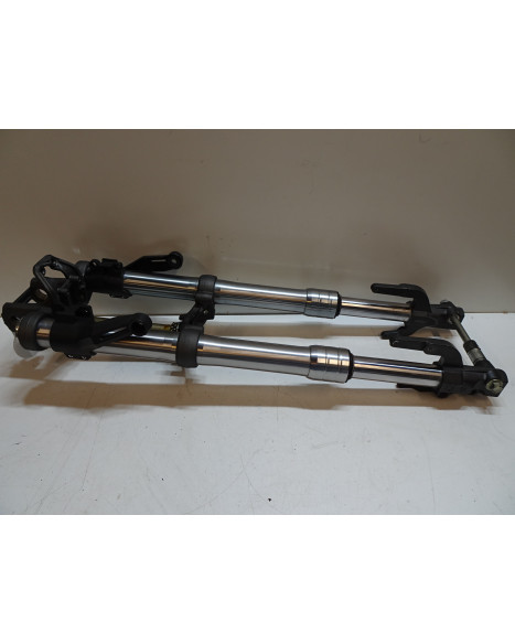 Super Soco TS, framgaffel