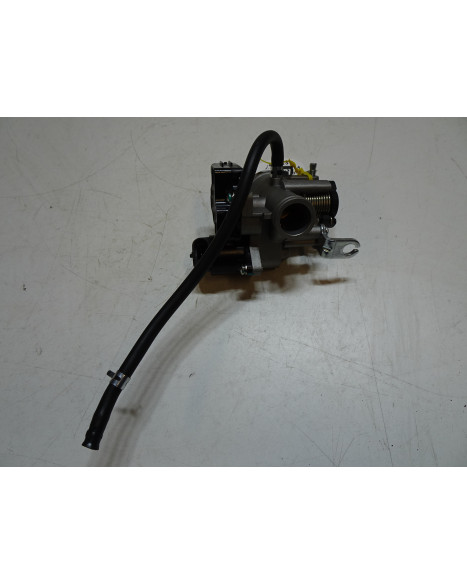 Viarelli Bravo, gasspjäll/insprut