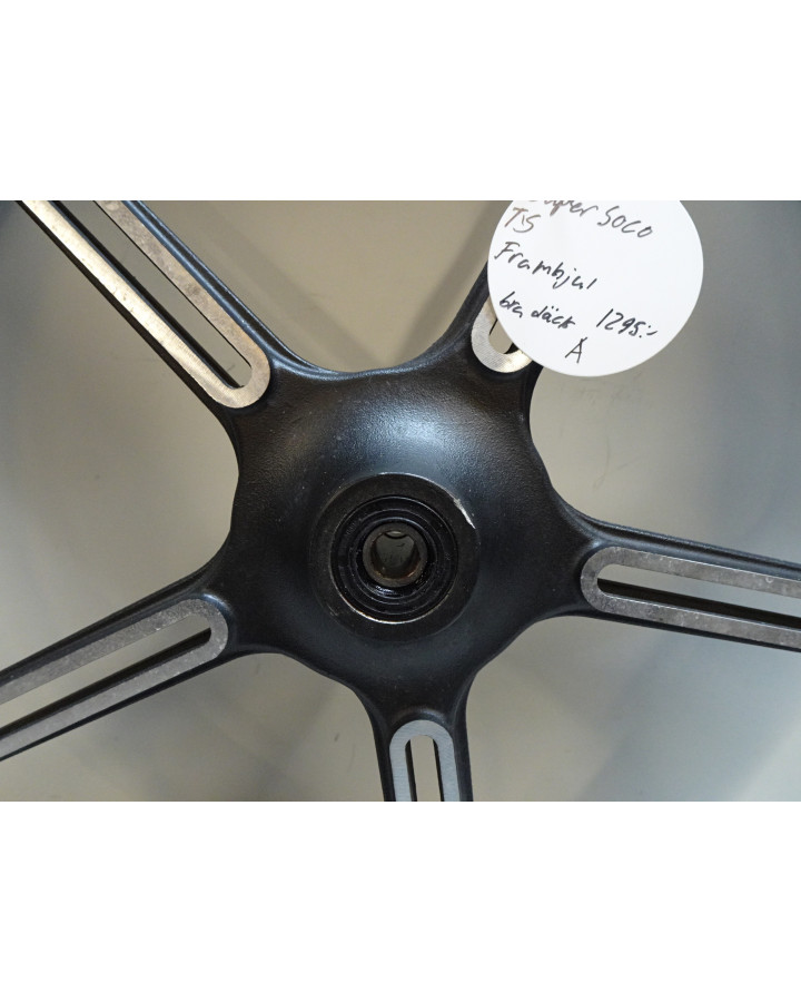 Super Soco TS, framhjul