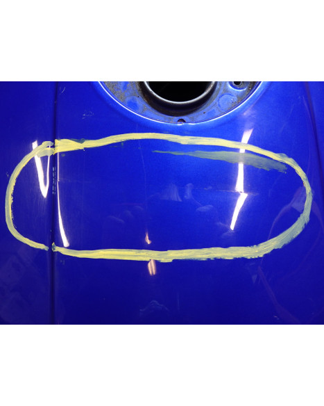 Yamaha YZF1000R Thunderace, bränsletank