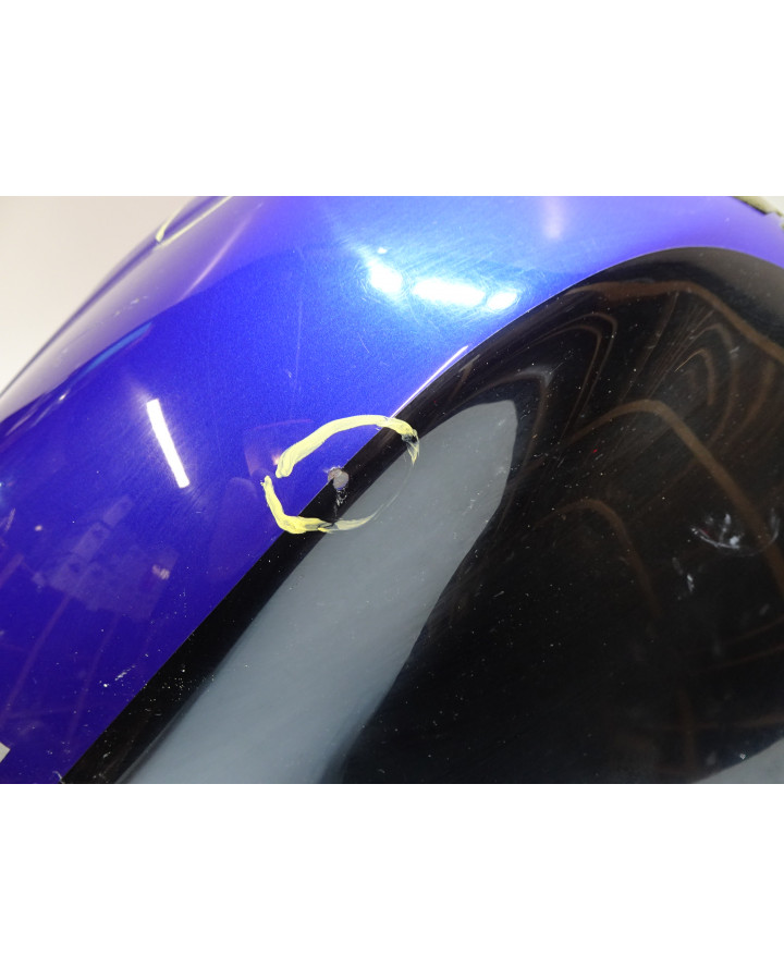 Yamaha YZF1000R Thunderace, bränsletank