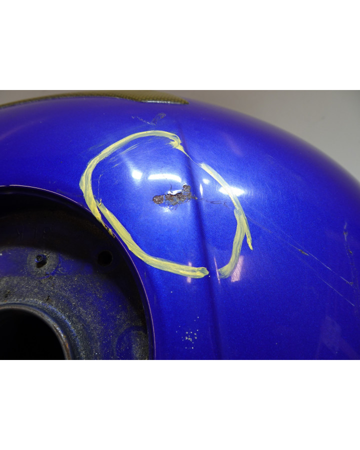 Yamaha YZF1000R Thunderace, bränsletank