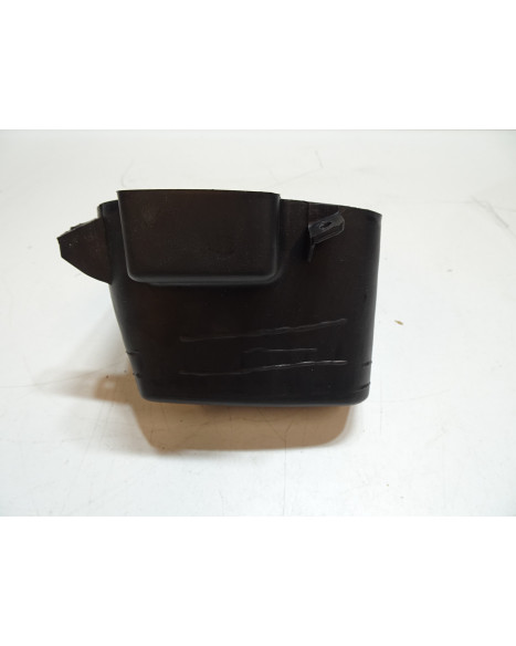 Viarelli Bravo, kåpa inre vid tanklock