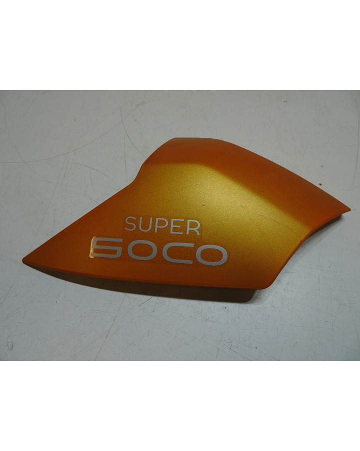 Super Soco TS, övre plastdetalj höger