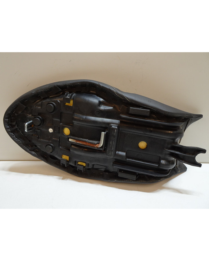 Super Soco TS, sadel