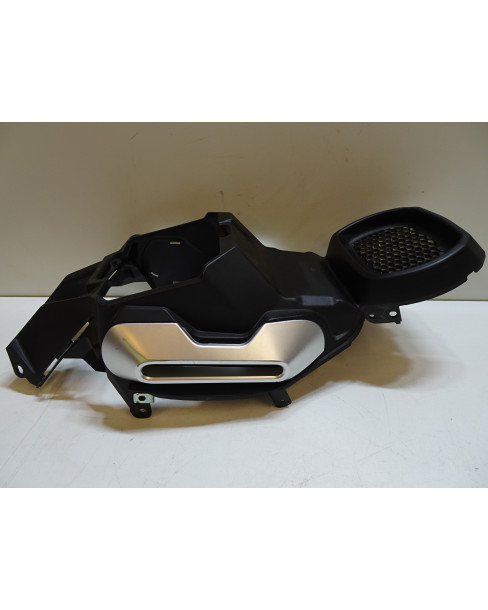 Super Soco TS, nedre mittkåpa 2