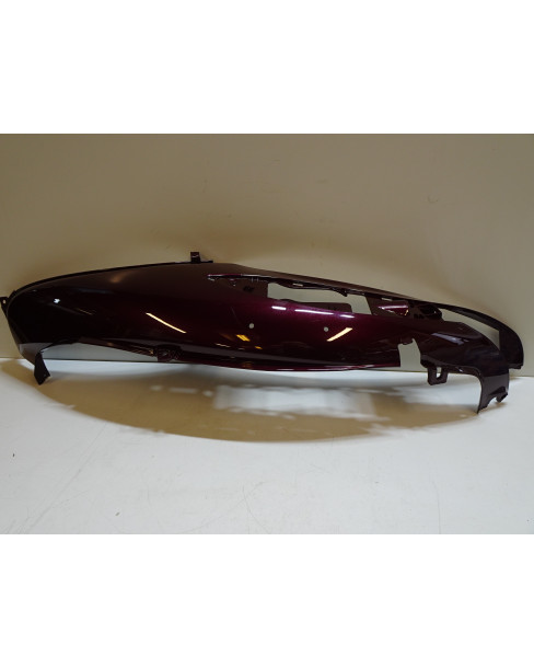 Piaggio Beverly 500, bakre sidokåpa höger