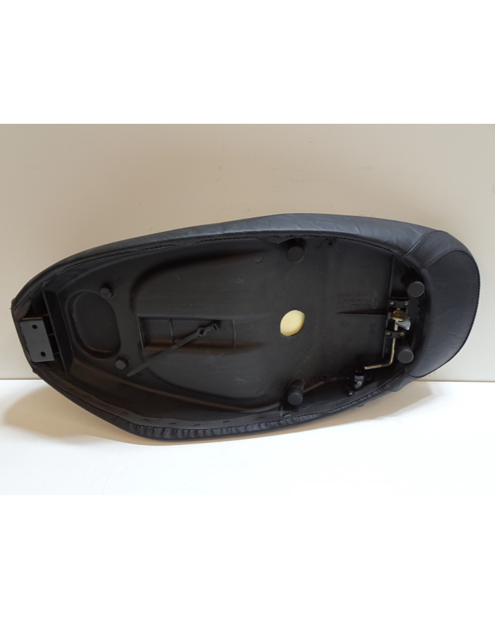 Piaggio Liberty RST, sadel