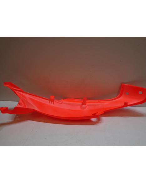 Piaggio NRG MC3, bakre sidokåpa höger