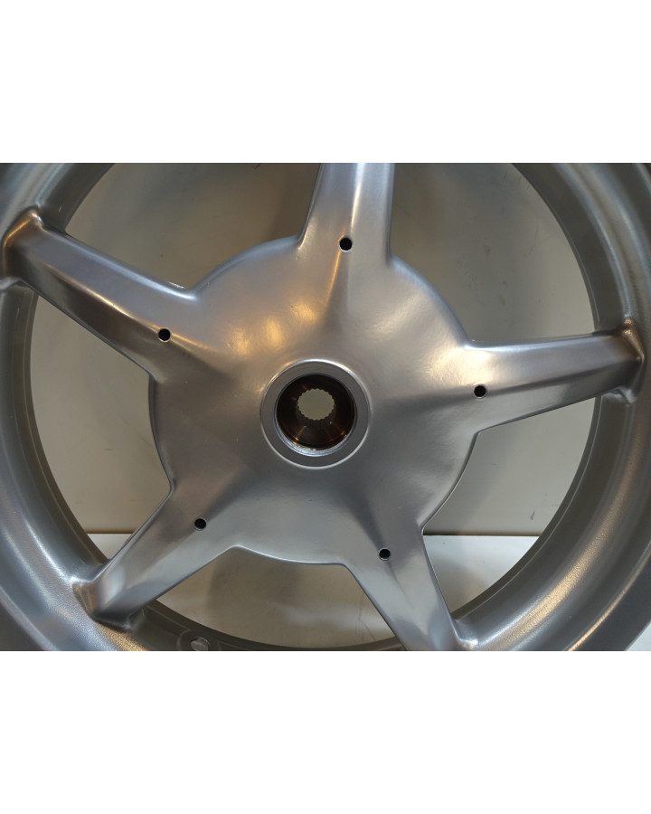 Piaggio Liberty RST, bakfälg