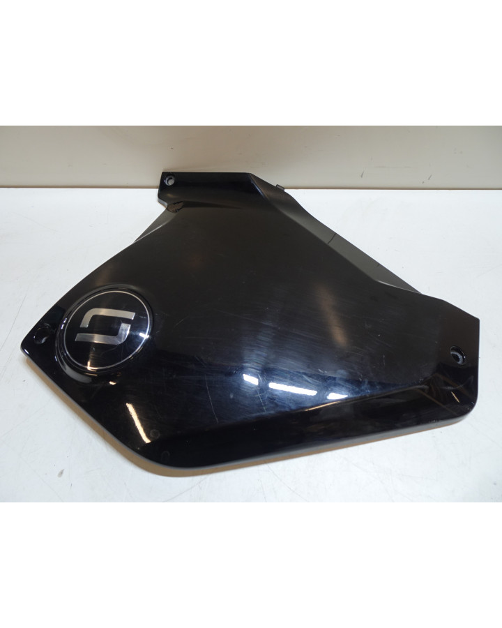 Super Soco TS, sidokåpa höger