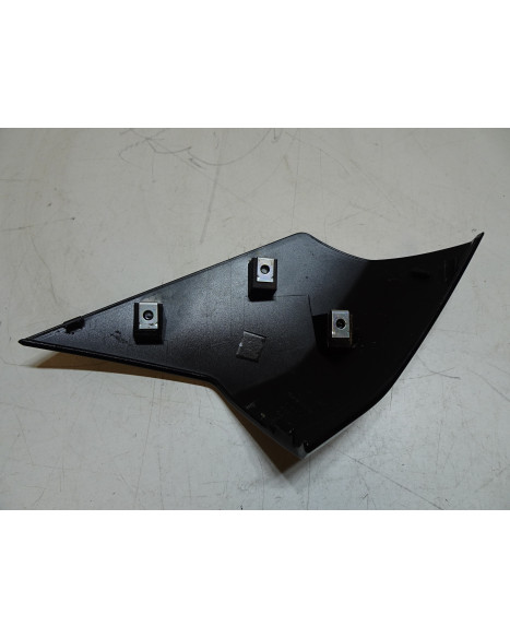 Super Soco TS, övre plastdetalj höger