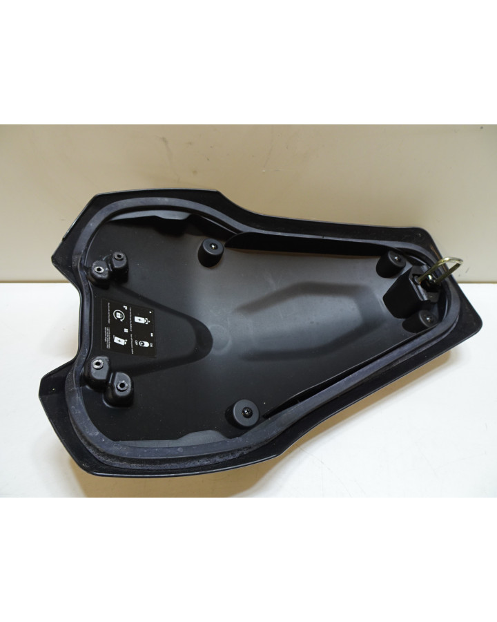 Super Soco TS, batterilucka