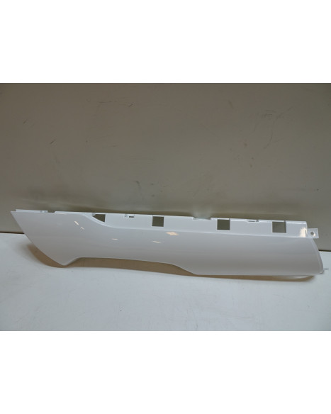 Piaggio NRG, nedre sidokåpa höger