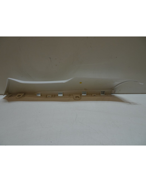 Piaggio NRG, nedre sidokåpa höger