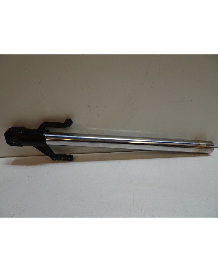 Yamaha YZF-R125/MT-125, gaffelrör höger