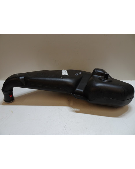 Piaggio Ape, bränsletank