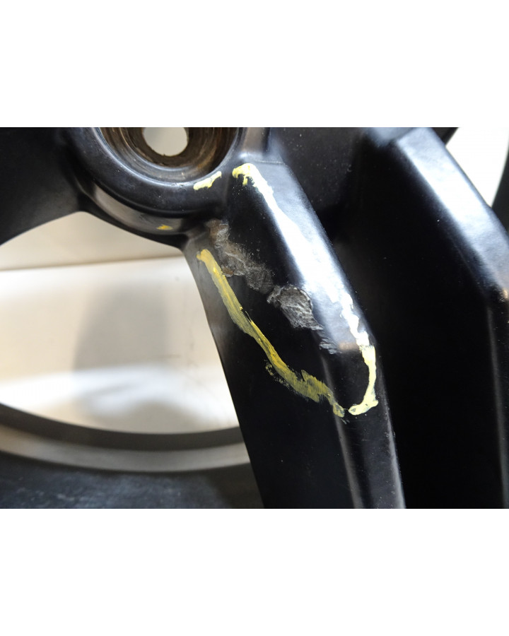 Aixam S8, fälg 15 tum