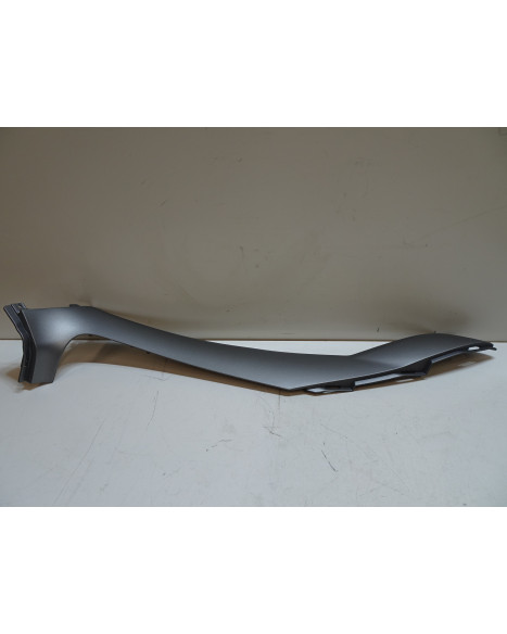 Piaggio MP3 125, sidokåpa höger