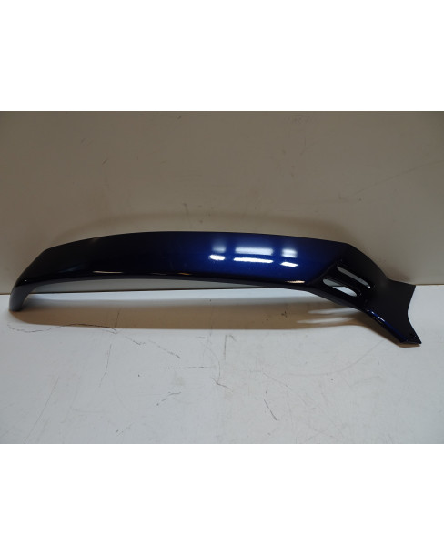 Vespa GT 125/200, sidokåpa höger 2