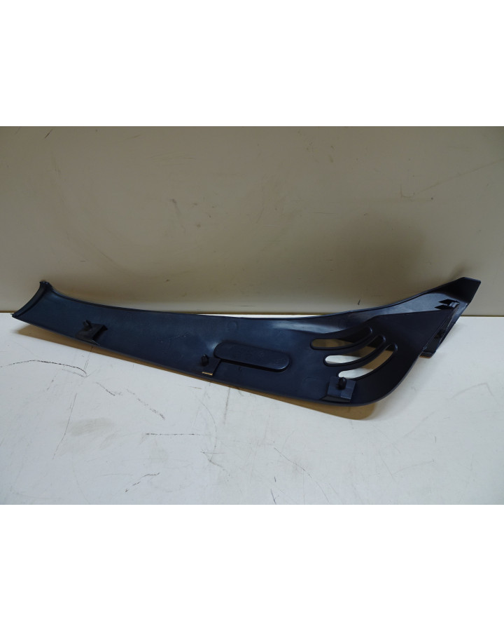 Vespa ET2, sidokåpa höger