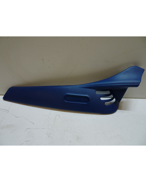 Vespa ET2, sidokåpa vänster 2