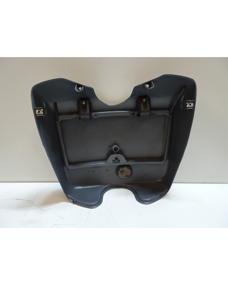 Piaggio Zip, övre knäkåpa