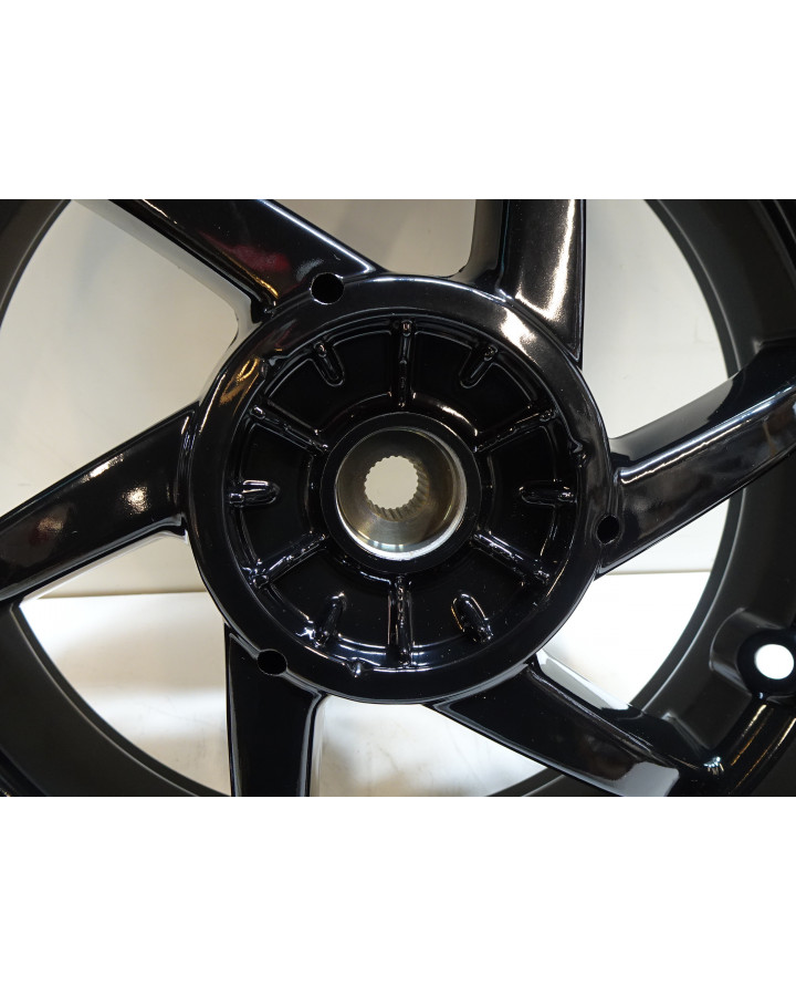 Piaggio NRG Power, bakfälg