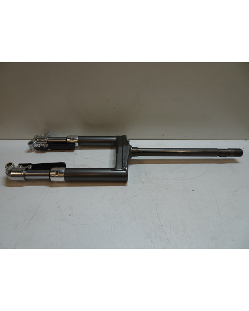 Gilera Stalker Naked, framgaffel 2