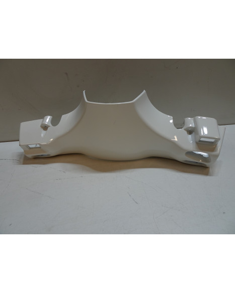 Vespa S, bakre styrkåpa