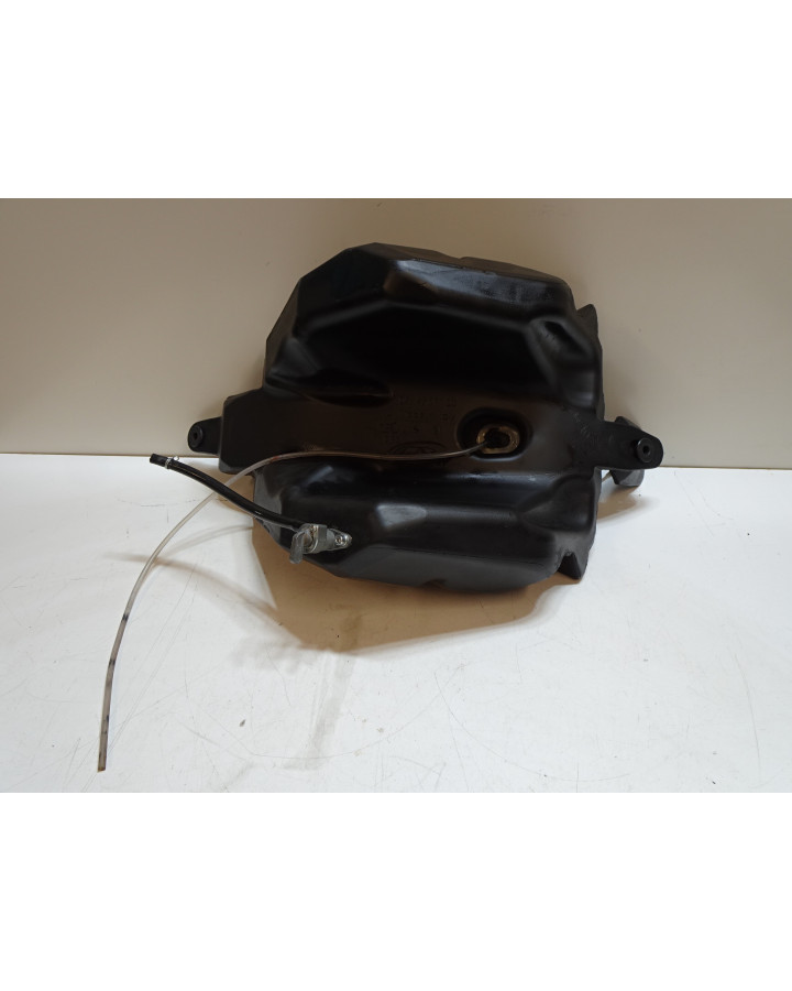 Beta RR50, bränsletank