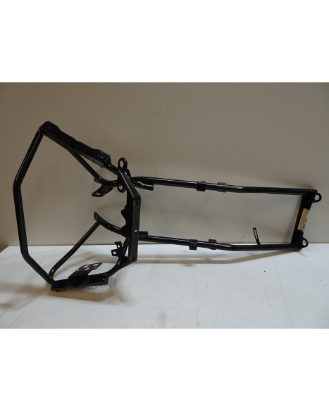 Piaggio MP3 125/250/400, främre ram