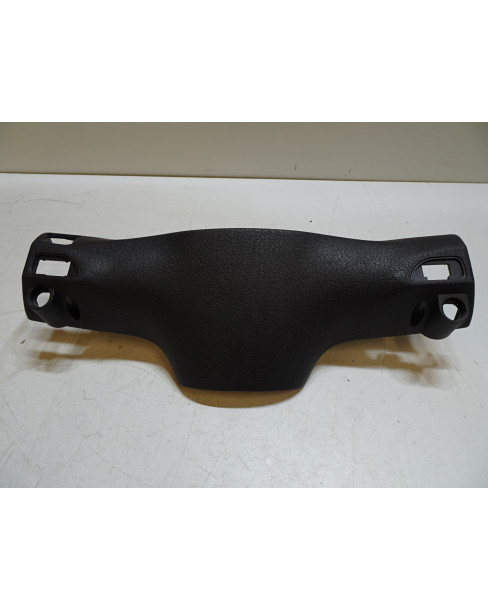 Piaggio Liberty 50/125/150/200, bakre styrkåpa 2